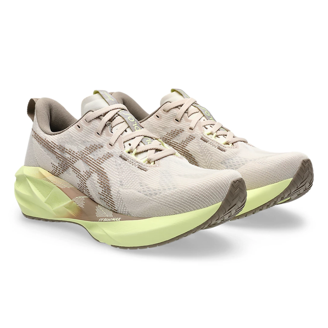ASICS Womens Novablast 5 - Neutral