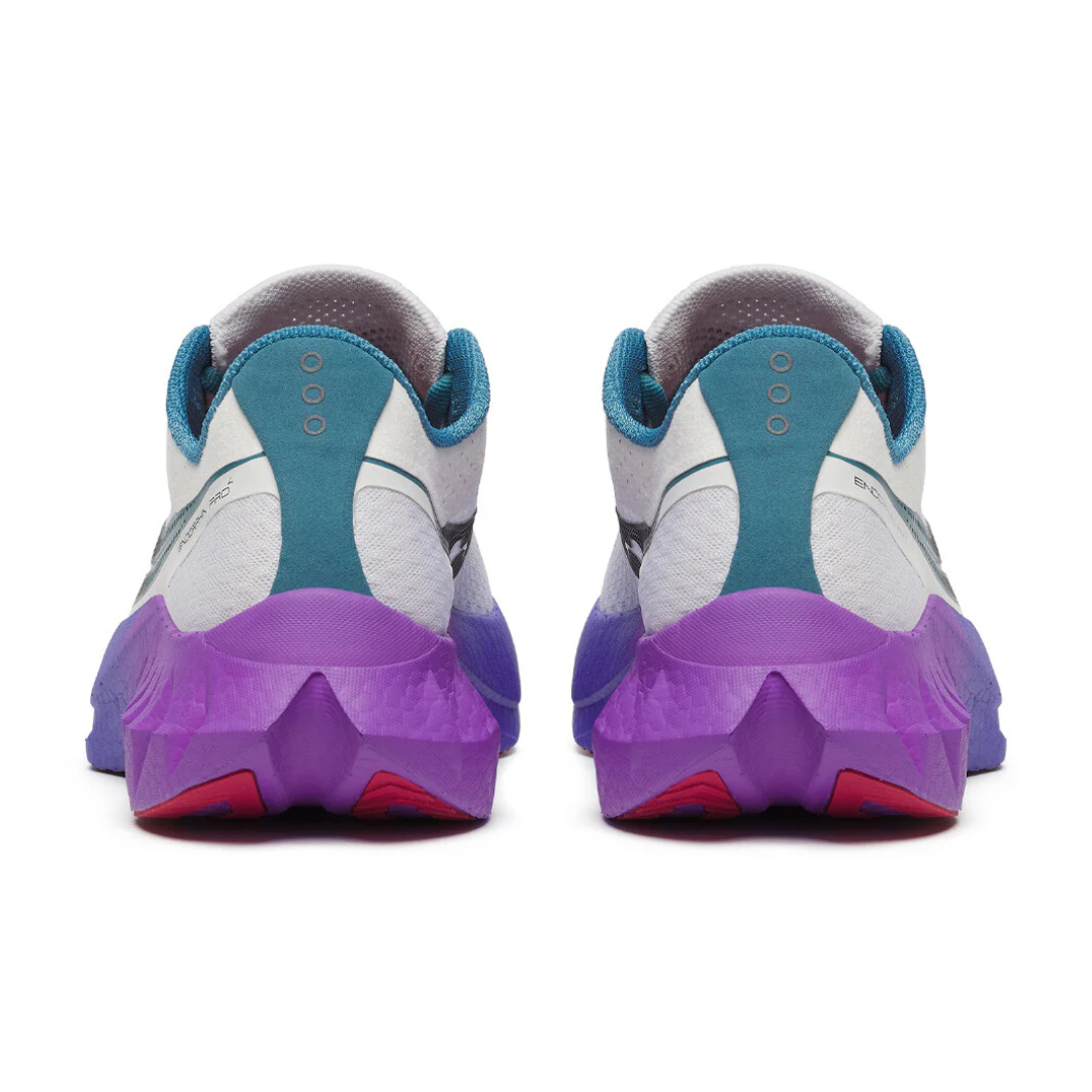 Saucony Womens Endorphin Pro 4 - Race Day