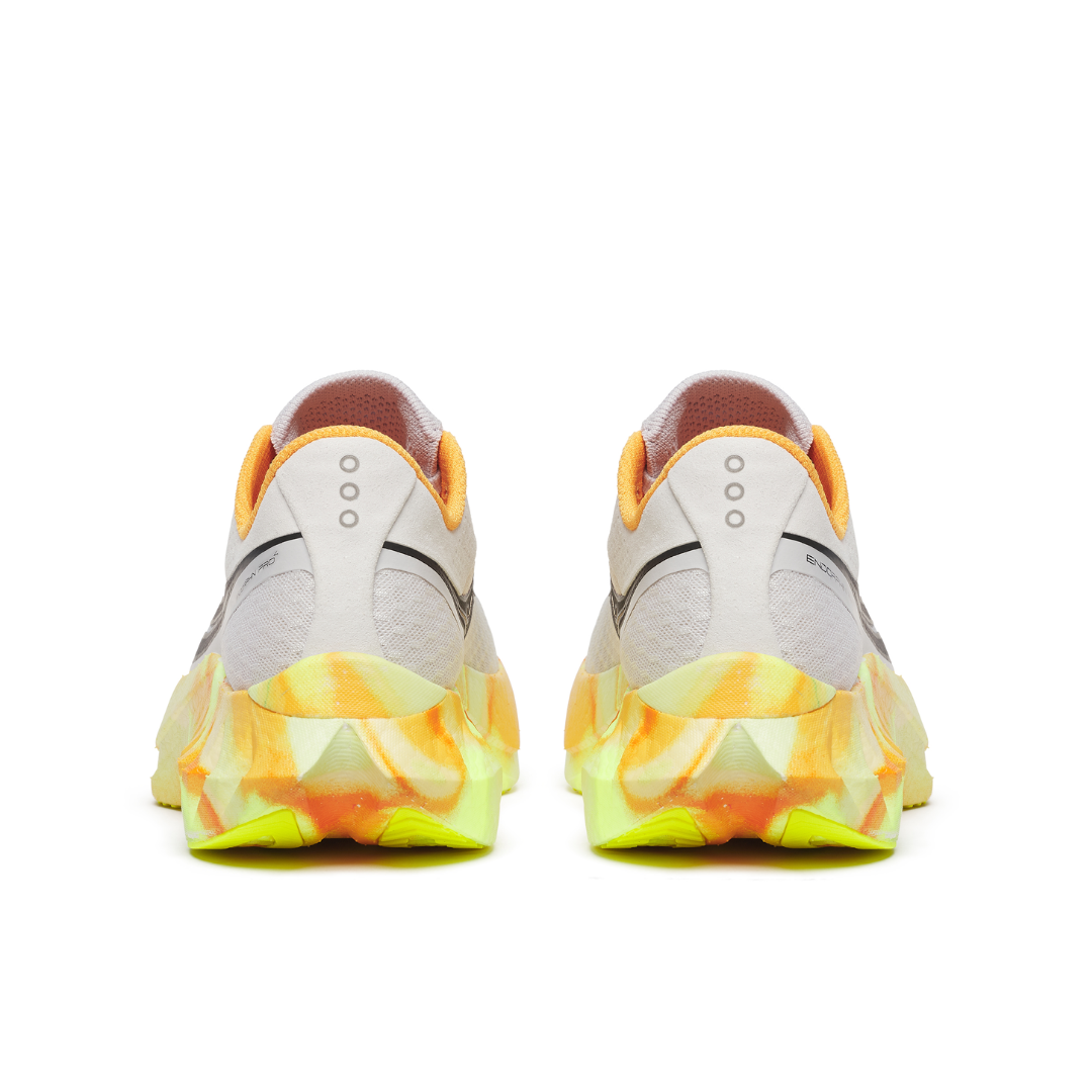 Saucony Womens Endorphin Pro 4 - Race Day