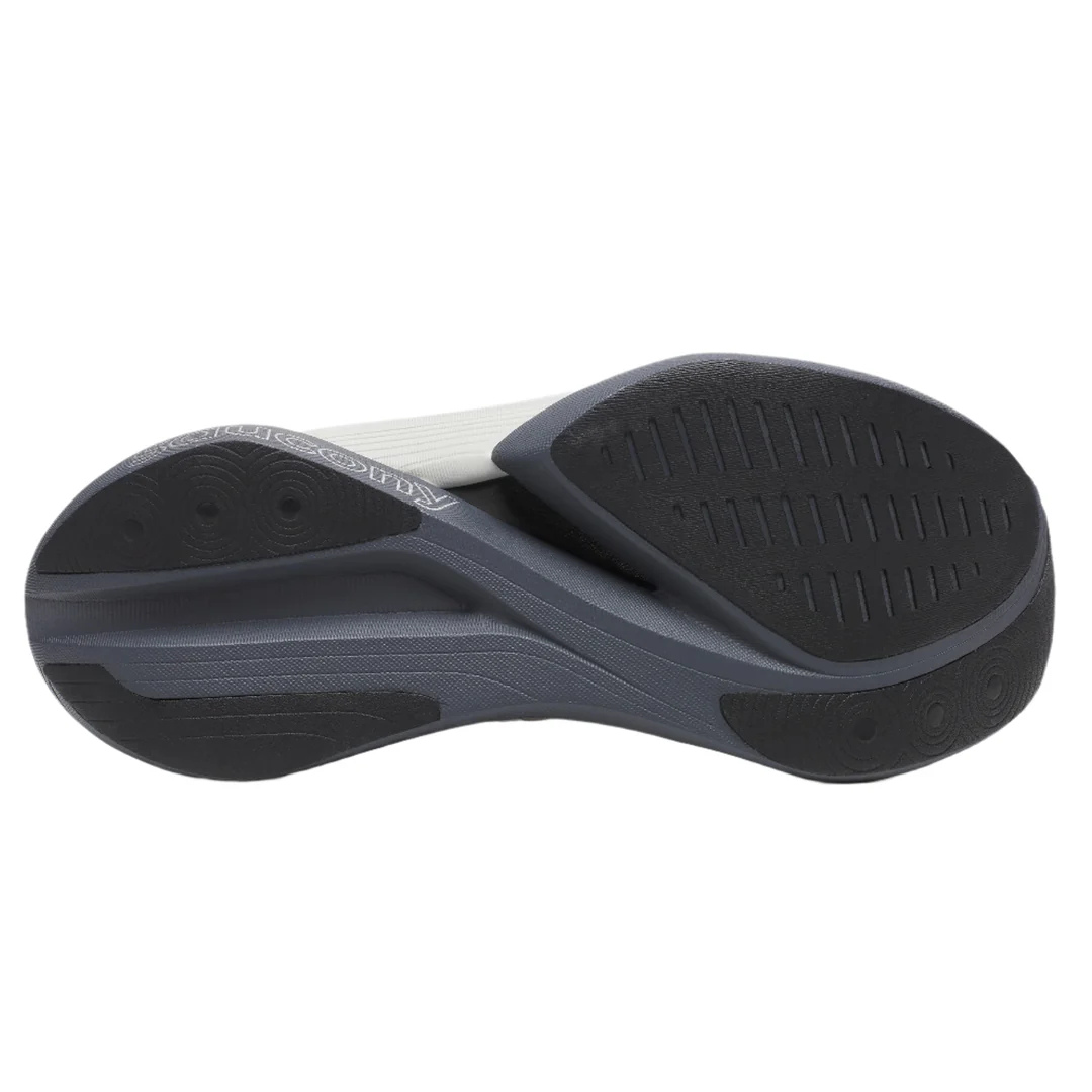 saucony-unisex-endorphin-elite-2