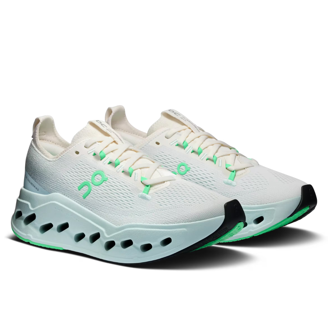 ON Womens Cloudsurfer Max - Neutral