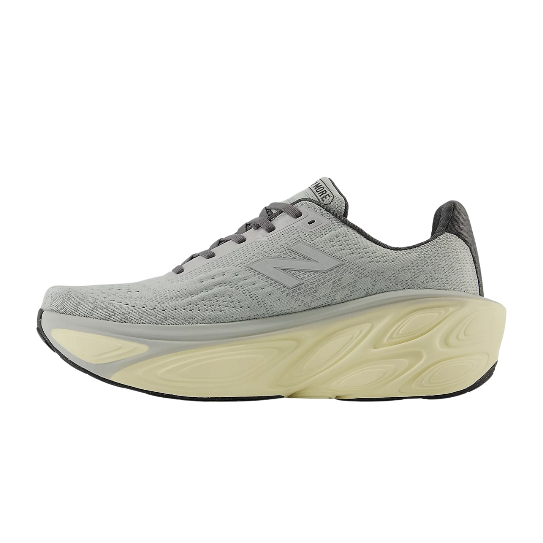 New Balance Mens Fresh Foam More v5 - Neutral