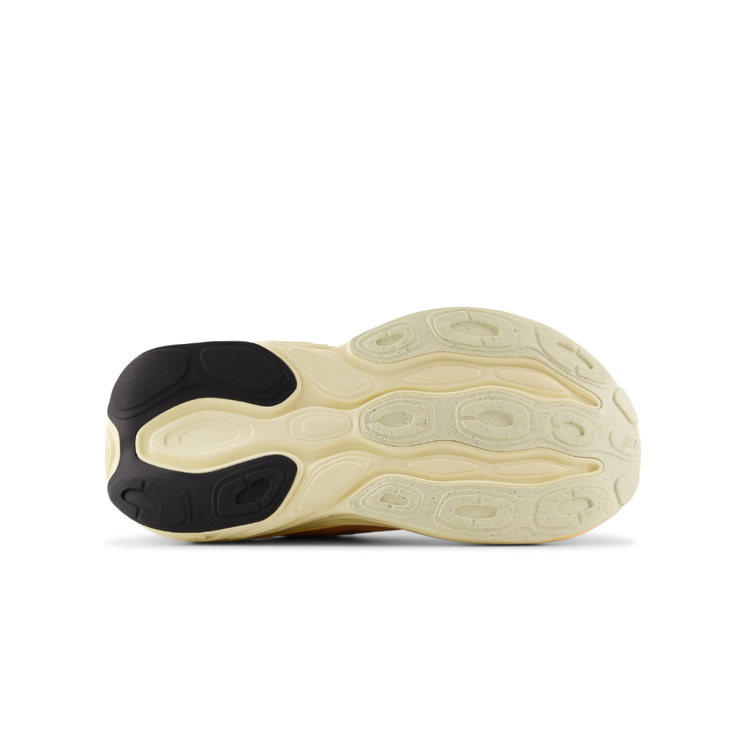 New Balance Womens  Fresh Foam More v5 - Neutral