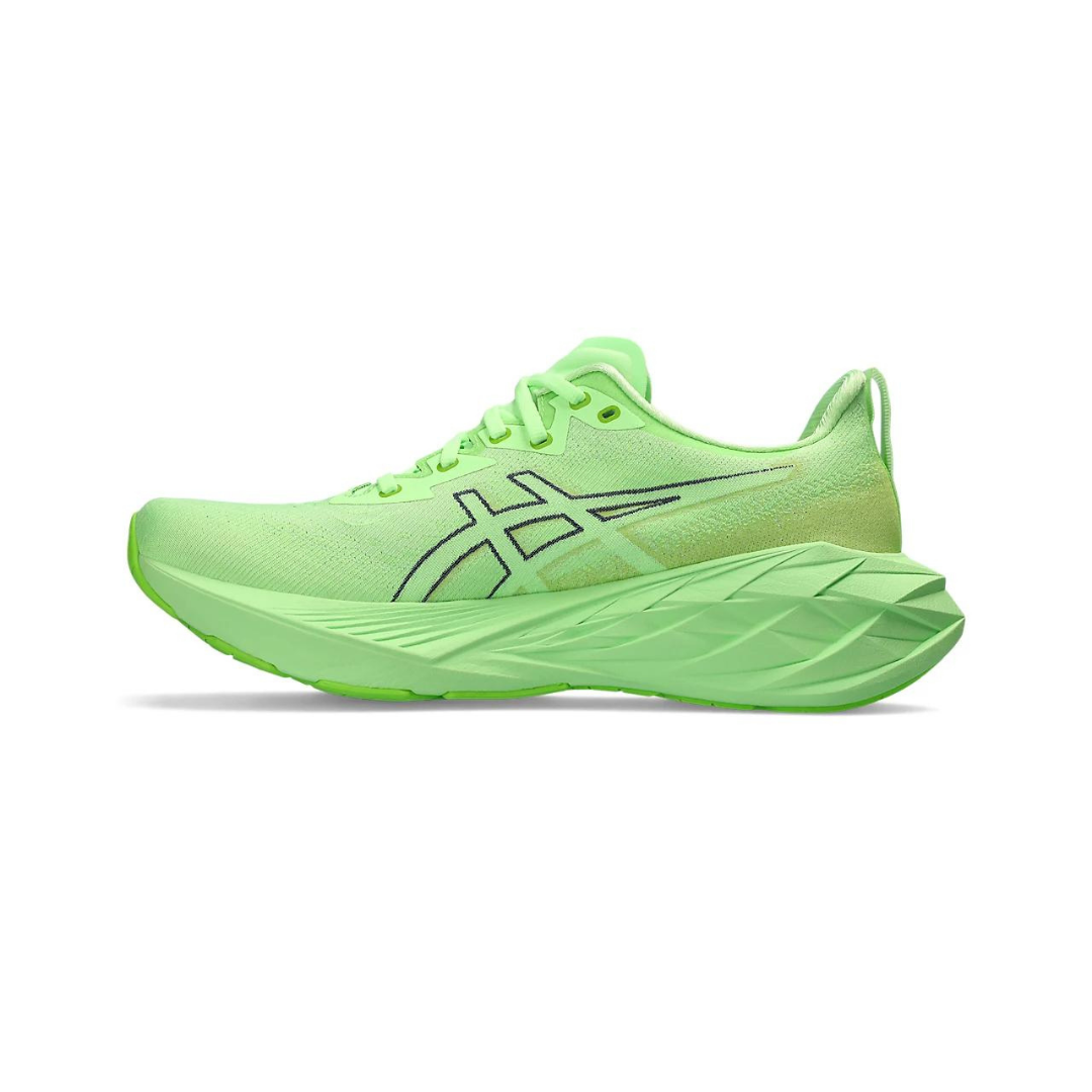 ASICS Mens Novablast 4