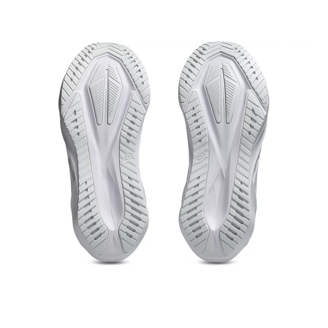 Asics Novablast 5   White Piedmont grey 6