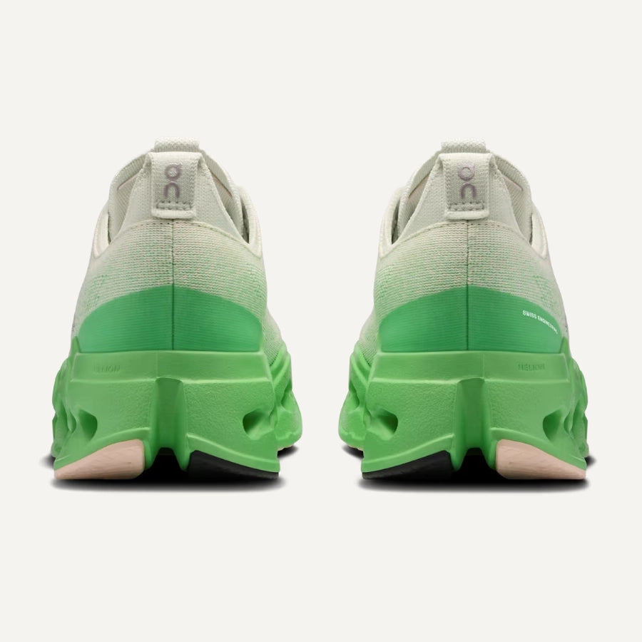 ON Womens Cloudsurfer Max - Neutral