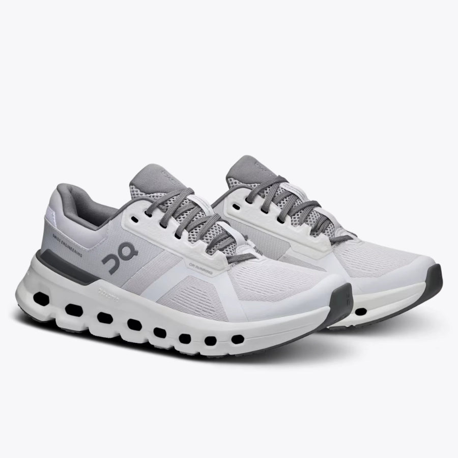 ON Womens Cloudrunner 2