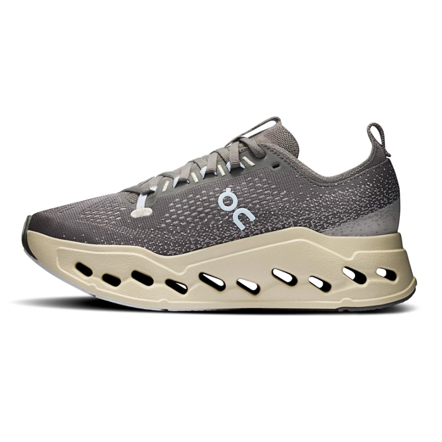ON Womens Cloudsurfer Max - Neutral