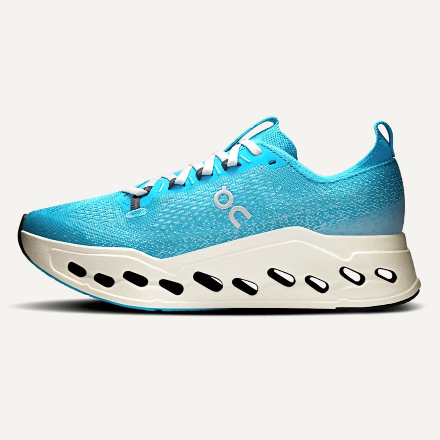 ON Womens Cloudsurfer Max - Neutral