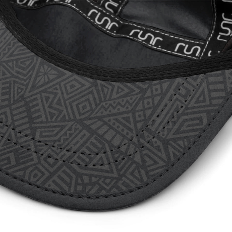 Runr Technical Running Hat - Frankfurt