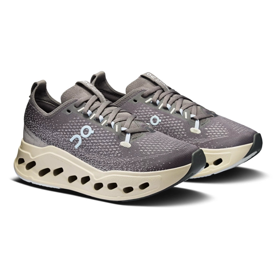 ON Womens Cloudsurfer Max - Neutral