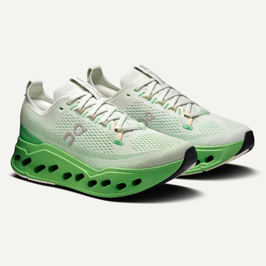 ON Womens Cloudsurfer Max - Neutral
